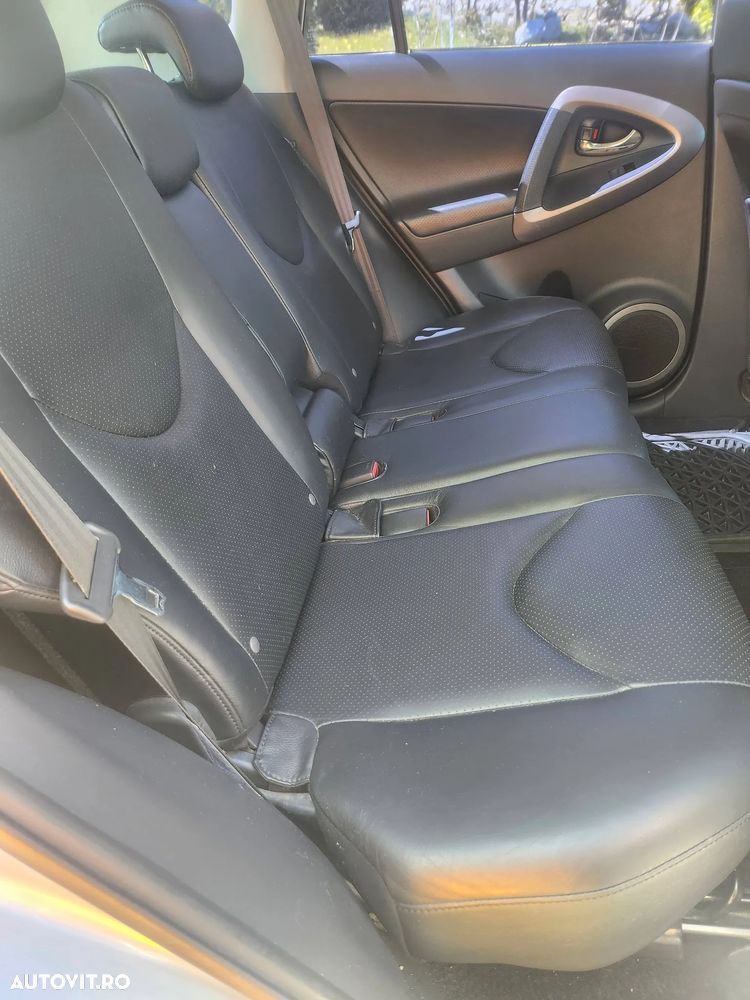 Toyota RAV4 2.0 4x4 Automatik - 10