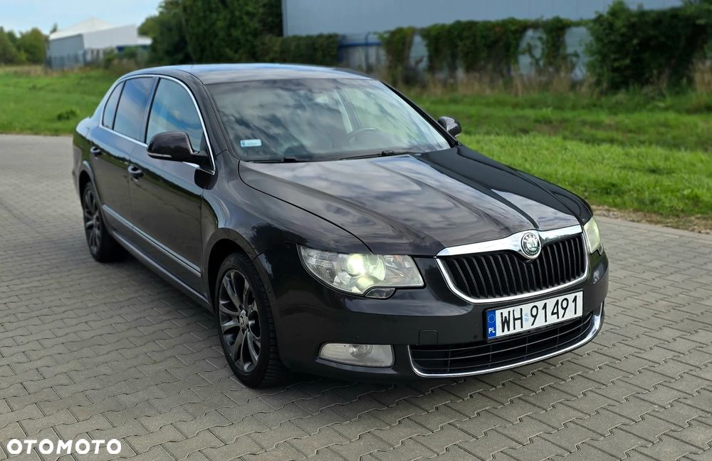 Skoda Superb 2.0 TDI Ambition DSG - 5