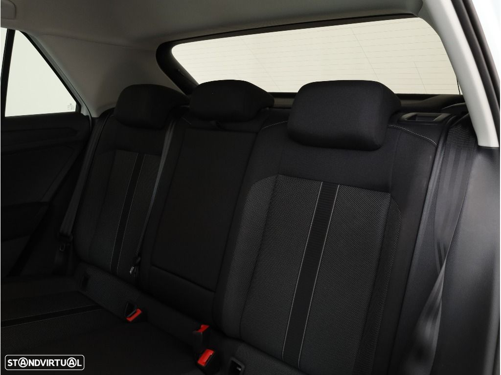 VW T-Roc 1.0 TSI Life - 23