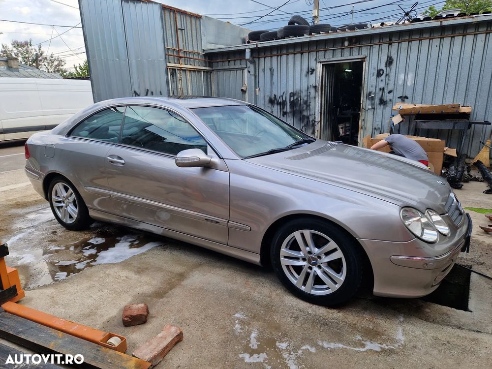 Mercedes-Benz CLK - 5