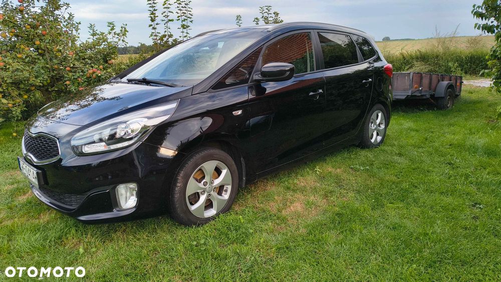 Kia Carens 1.7 CRDi L - 1