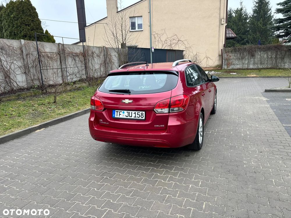 Chevrolet Cruze - 13