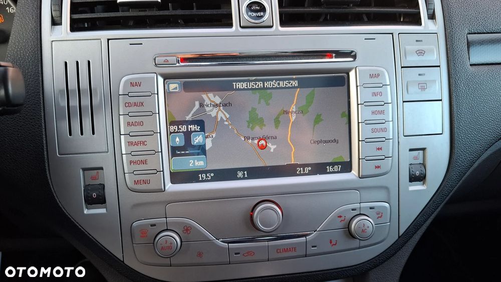 Ford Kuga 2.0 TDCi Titanium - 24