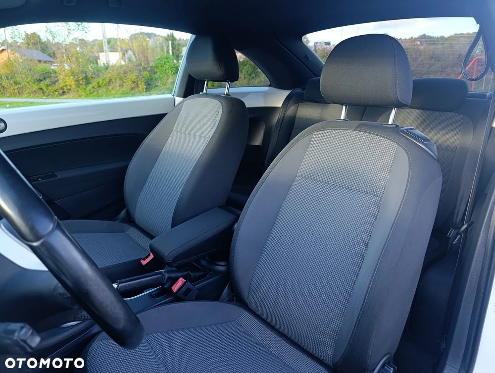 Volkswagen Beetle The 1.6 TDI DPF DSG Design - 14