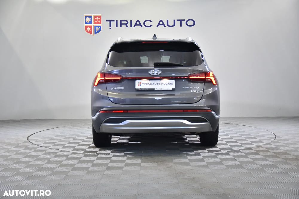 Hyundai Santa Fe - 4