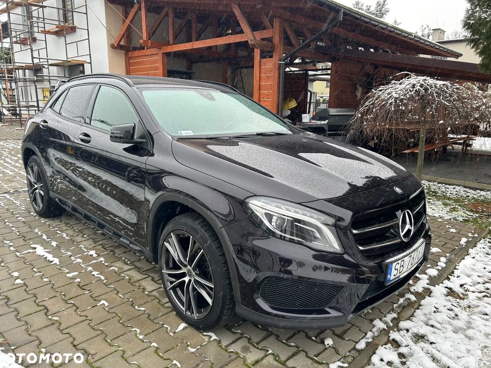 Mercedes-Benz GLA 200 7G-DCT Style - 3