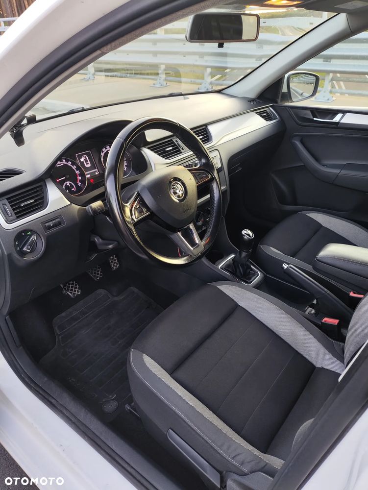 Skoda RAPID 1.4 TDI DPF Ambition - 14
