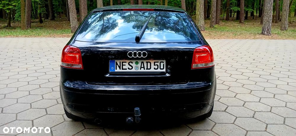 Audi A3 3-drzwiowe 1.6 Attraction - 10