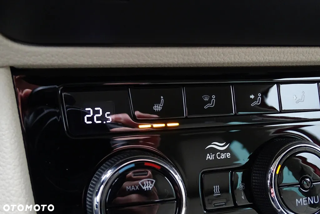 Skoda Superb 1.4 TSI Plug-In Hybrid L&K DSG - 40