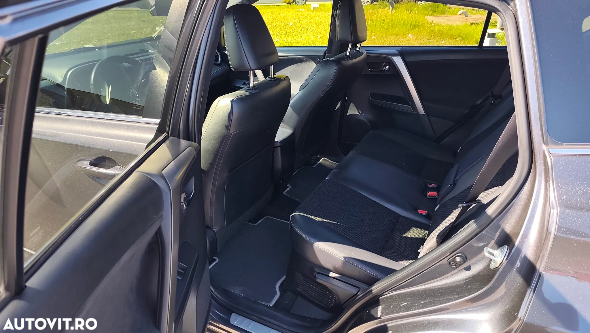 Toyota RAV4 2.5 VVT-i HSD 4x4 Elegance - 6