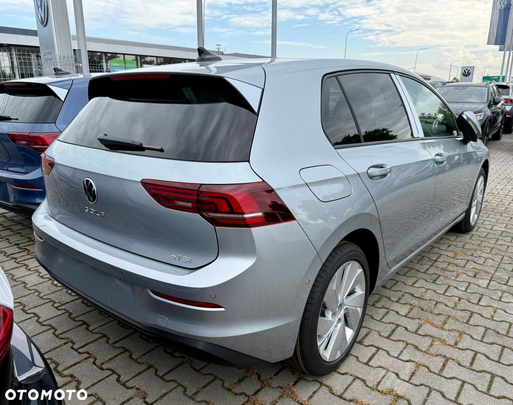 Volkswagen Golf - 13