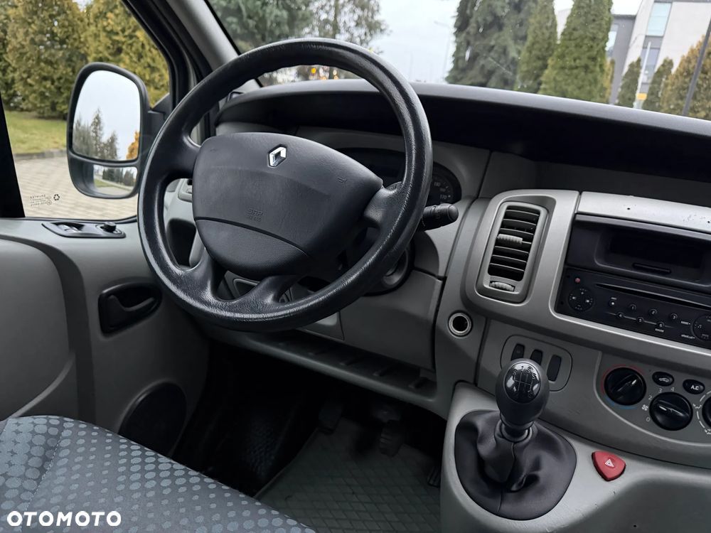 Renault Trafic L1H1 Passenger Lux - 25