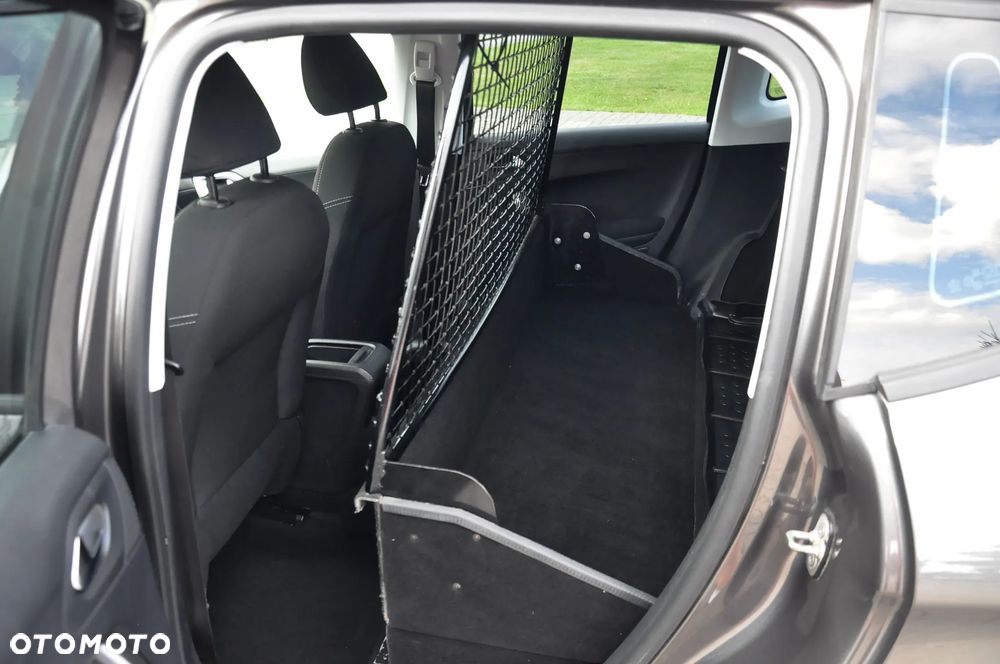 Peugeot 2008 1.6 BlueHDi Active - 30