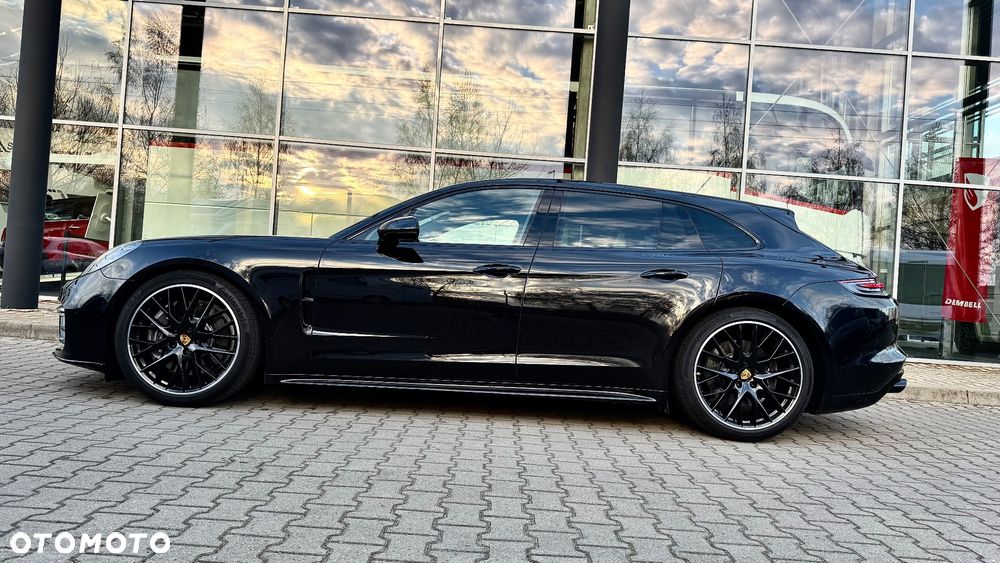 Porsche Panamera 4 GPF - 22