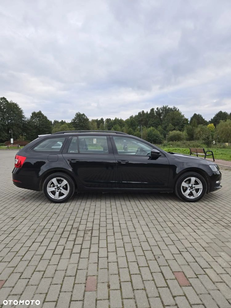 Skoda Octavia 1.6 TDI Ambition - 3