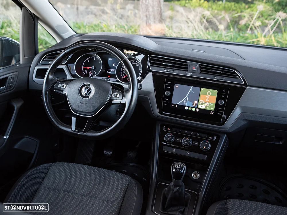 VW Touran 2.0 TDI Confortline - 13
