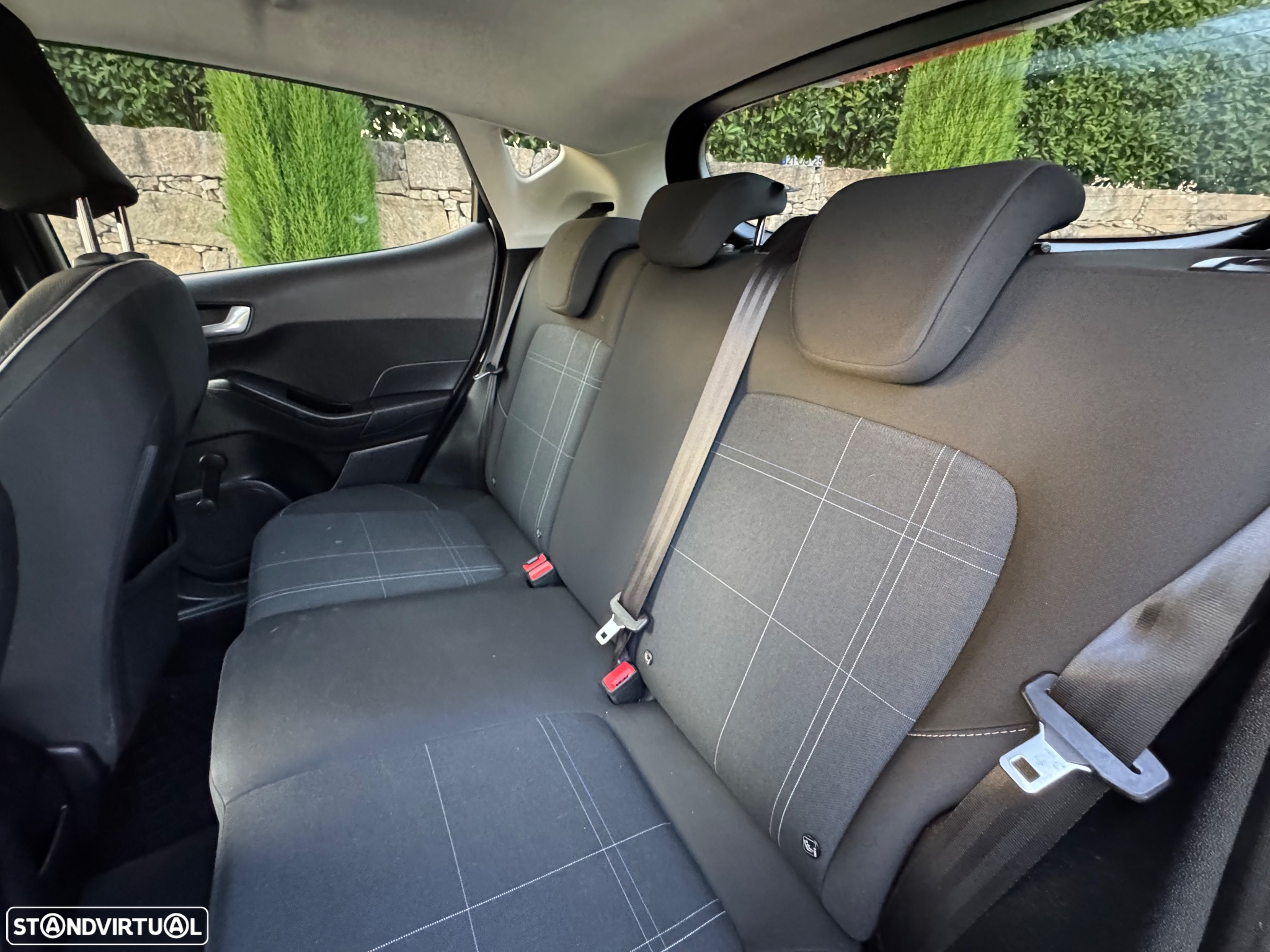 Ford Fiesta 1.5 TDCi Titanium - 17