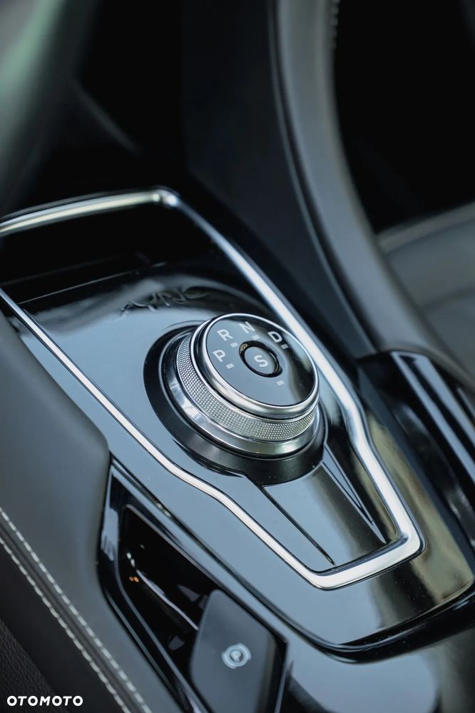 Ford Mondeo 2.0 EcoBlue Vignale AWD - 25