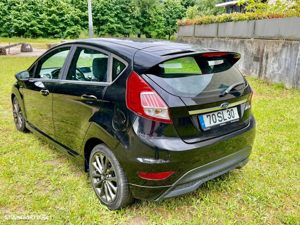 Ford Fiesta 1.5 TDCi STLine - 37