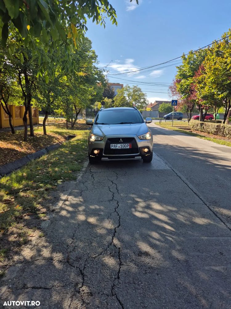 Mitsubishi ASX - 15