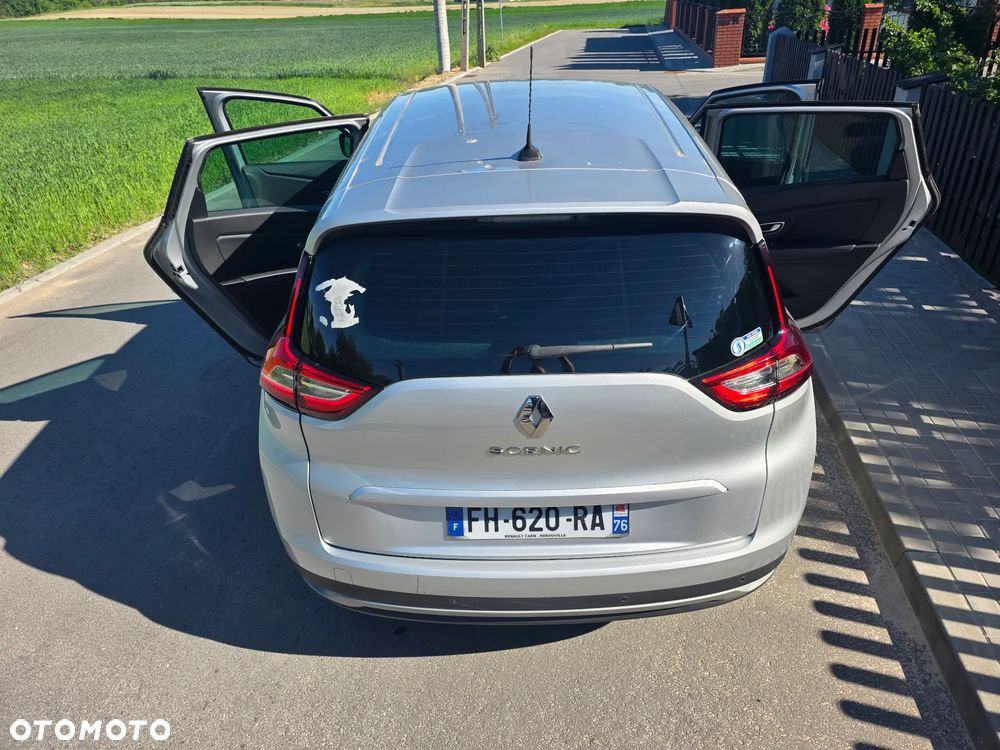 Renault Grand Scenic BLUE dCi 120 EDC LIMITED - 19