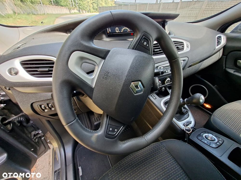 Renault Scenic 1.4 16V TCE Bose Edition - 25
