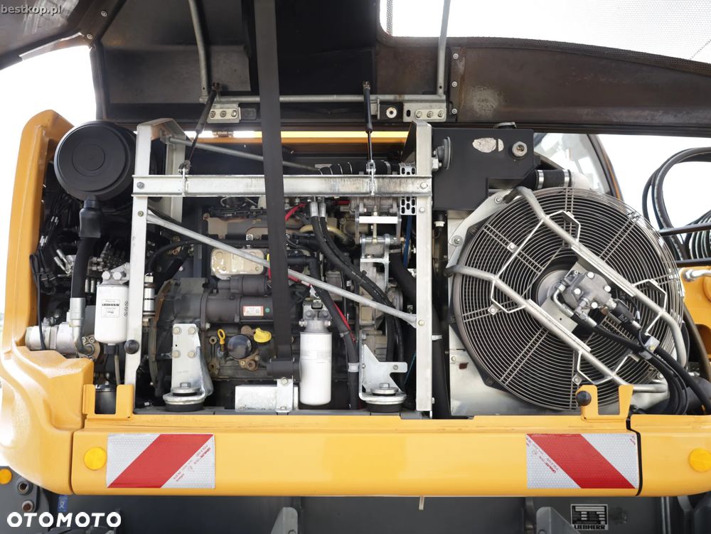 Liebherr A910 Compact - 37