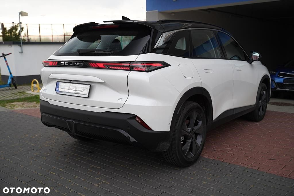 Baic Beijing 5 - 4