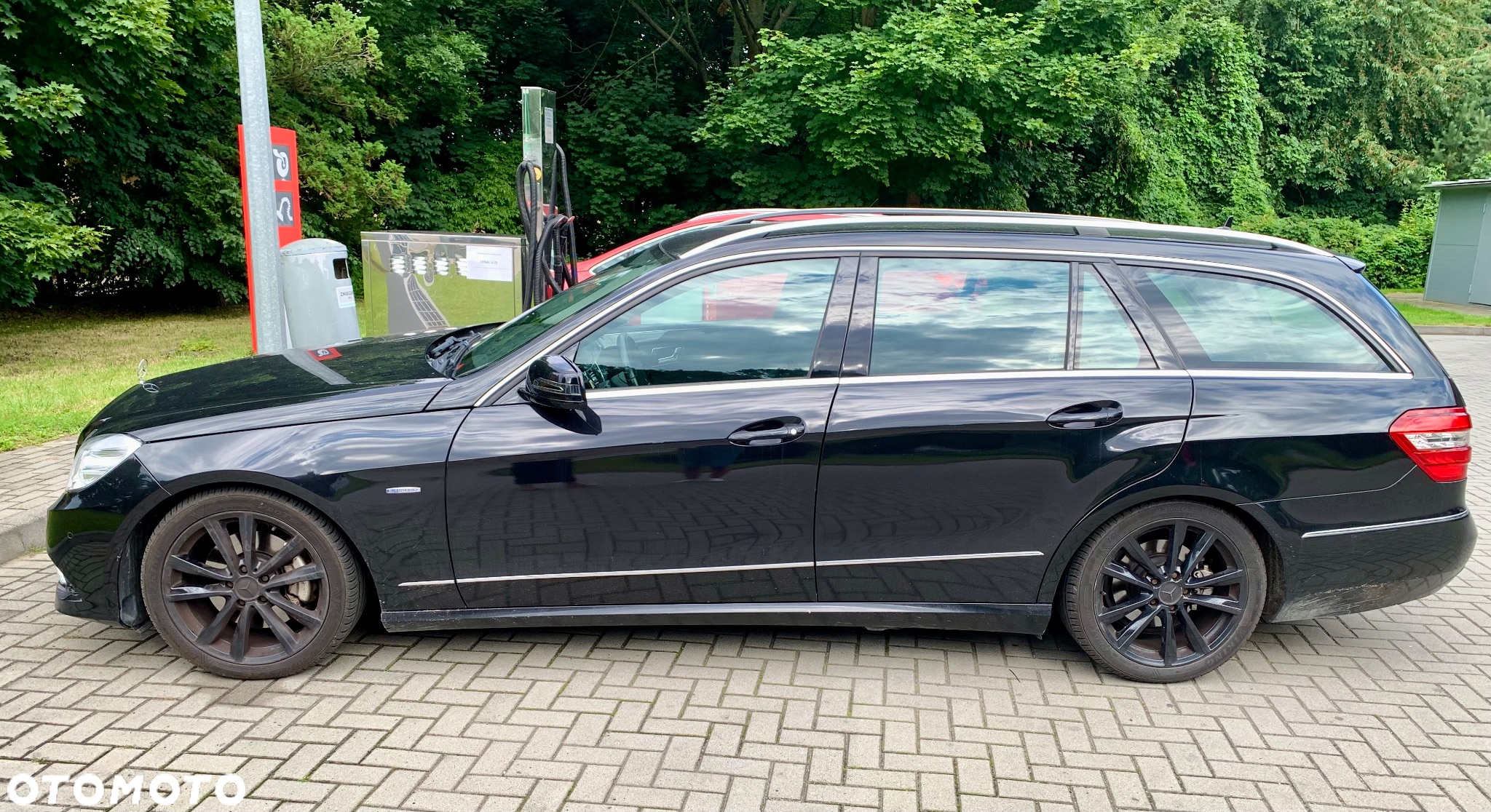 Mercedes-Benz Klasa E 250 T CDI DPF BlueEFFICIENCY 7G-TRONIC Avantgarde - 7