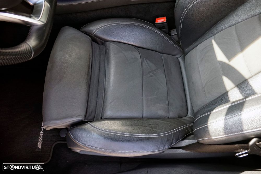 Mercedes-Benz E 220 d AMG designo - 31