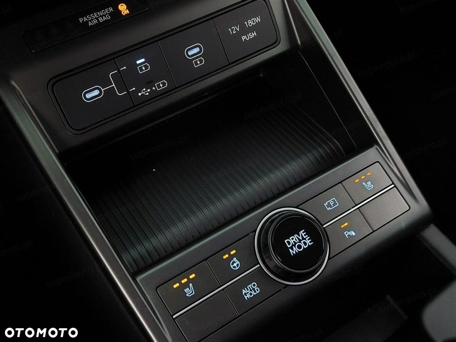 Hyundai Kona - 8