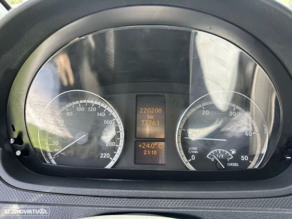 Mercedes-Benz Vito Compacta CREW - 43