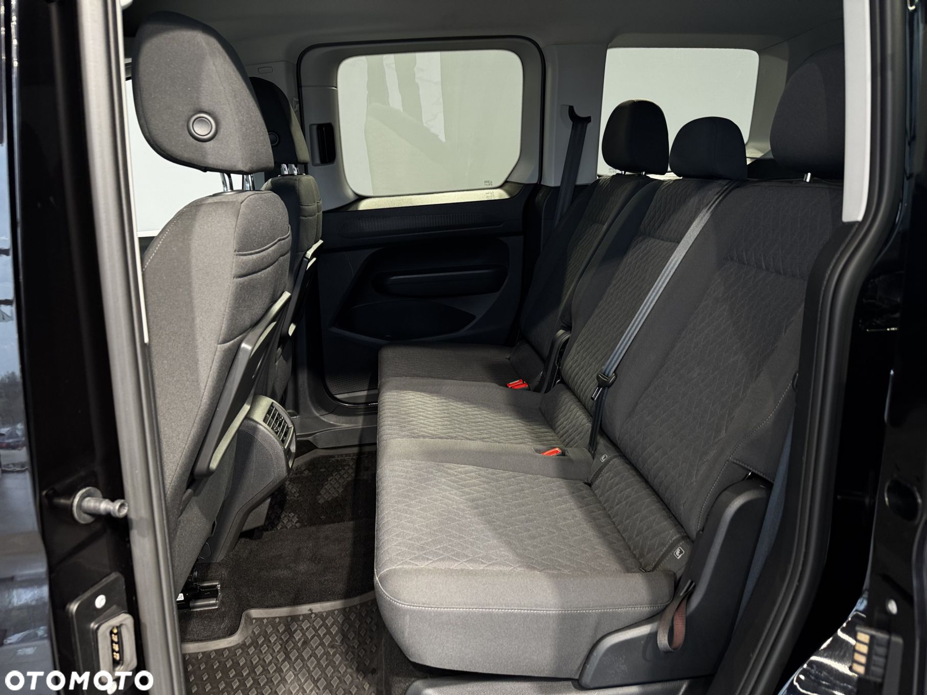 Volkswagen Caddy - 15