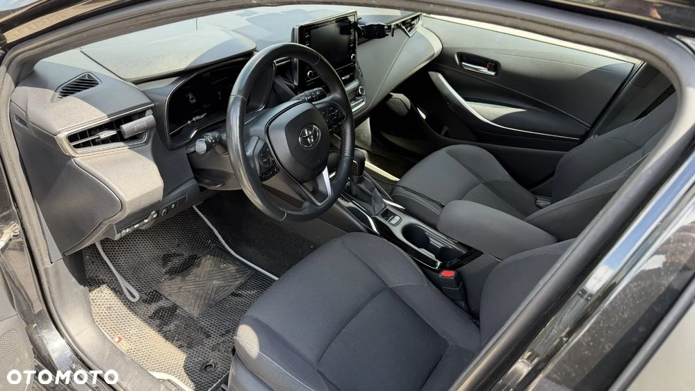 Toyota Corolla 2.0 Hybrid Comfort - 15