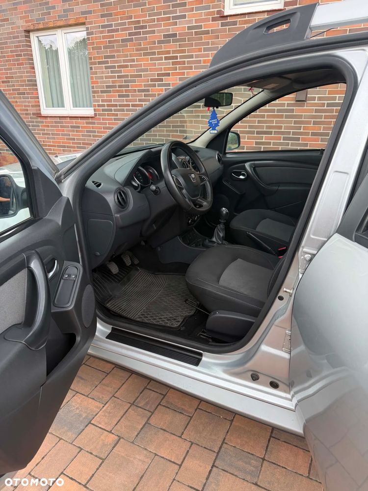Dacia Duster 1.2 TCe Laureate S&S EU6 - 13