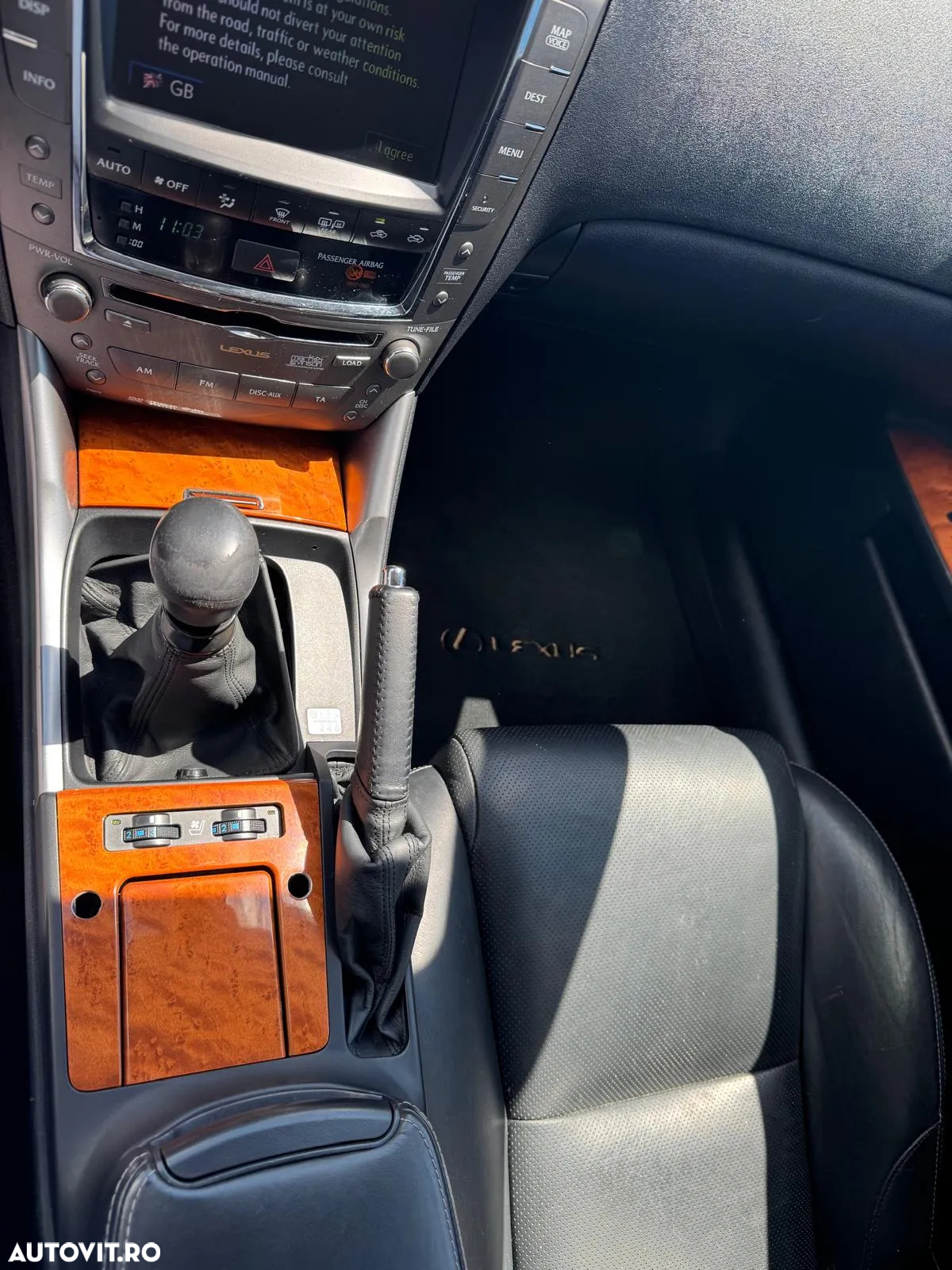 Lexus Seria IS 220d Business - 11
