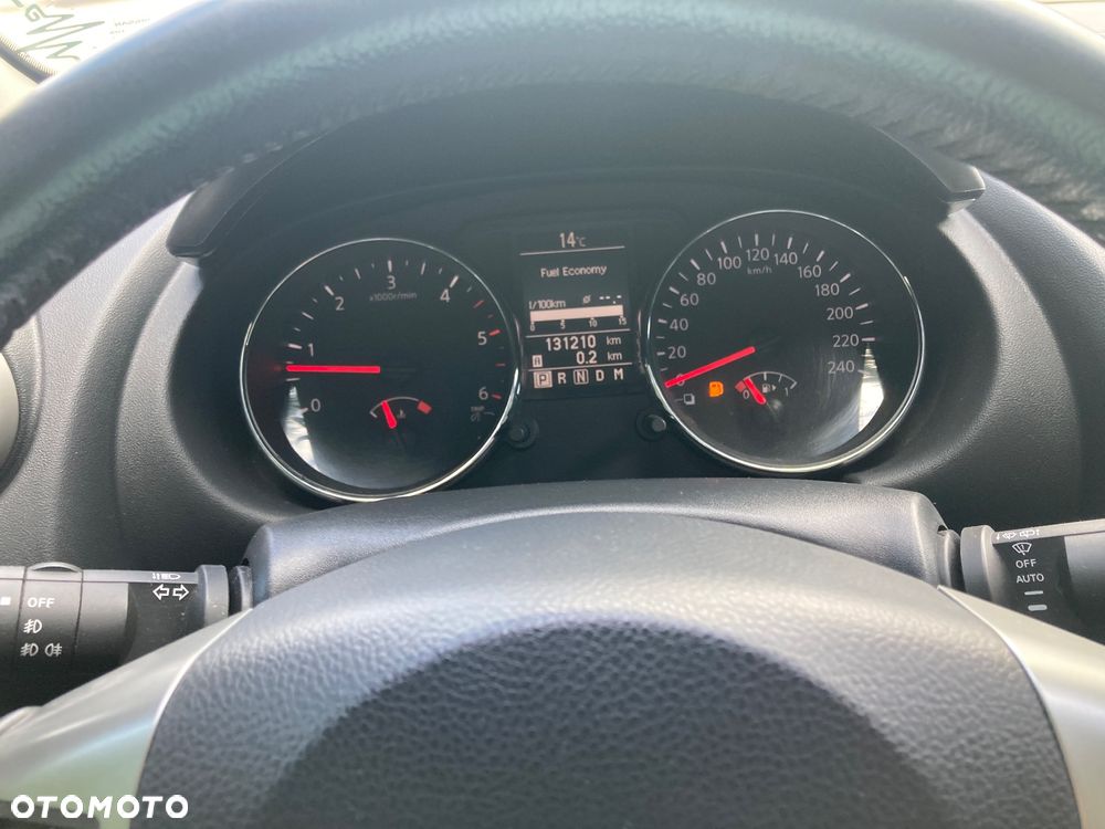 Nissan Qashqai ver-2-0-dci-4-x-4-dpf-tekna - 8