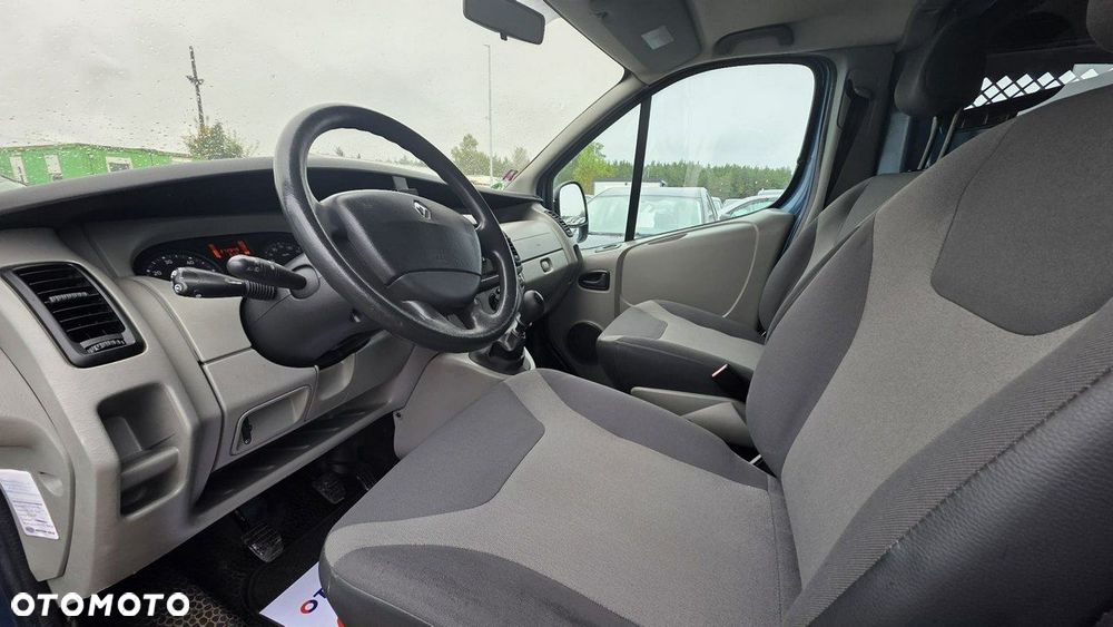Renault Trafic - 11