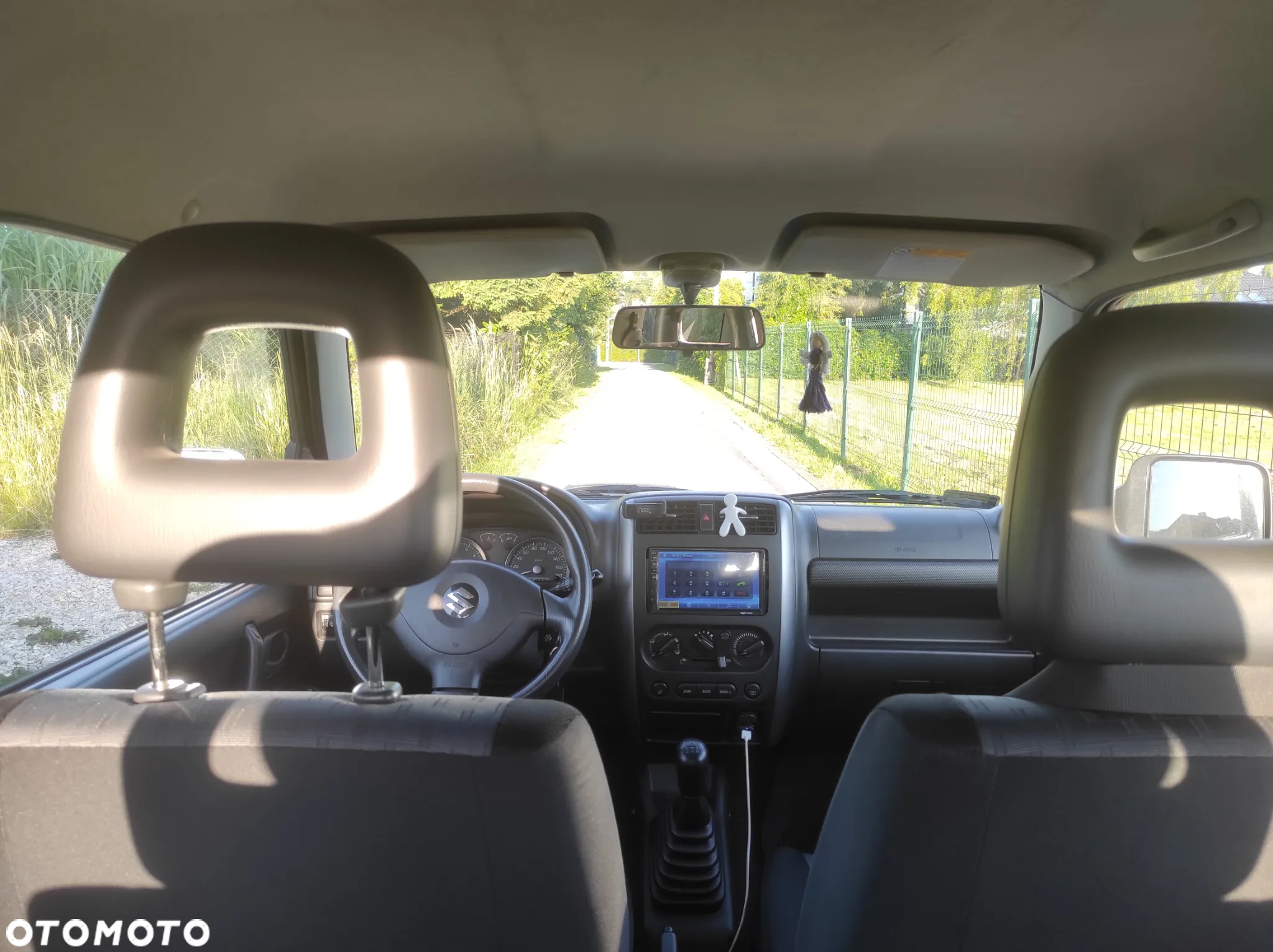 Suzuki Jimny - 10