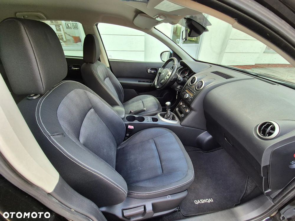 Nissan Qashqai - 15