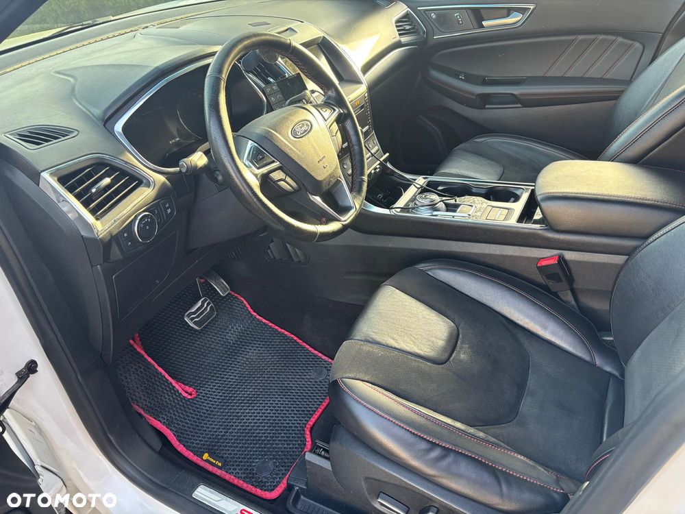 Ford Edge 2.0 EcoBlue Bi-Turbo 4x4 ST-LINE - 13