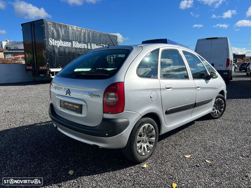 Citroën Xsara Picasso 1.6 Exclusive - 4