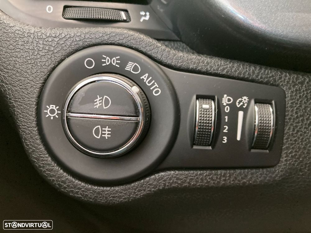 Fiat 500X 1.3 MJ Cross J18 - 18