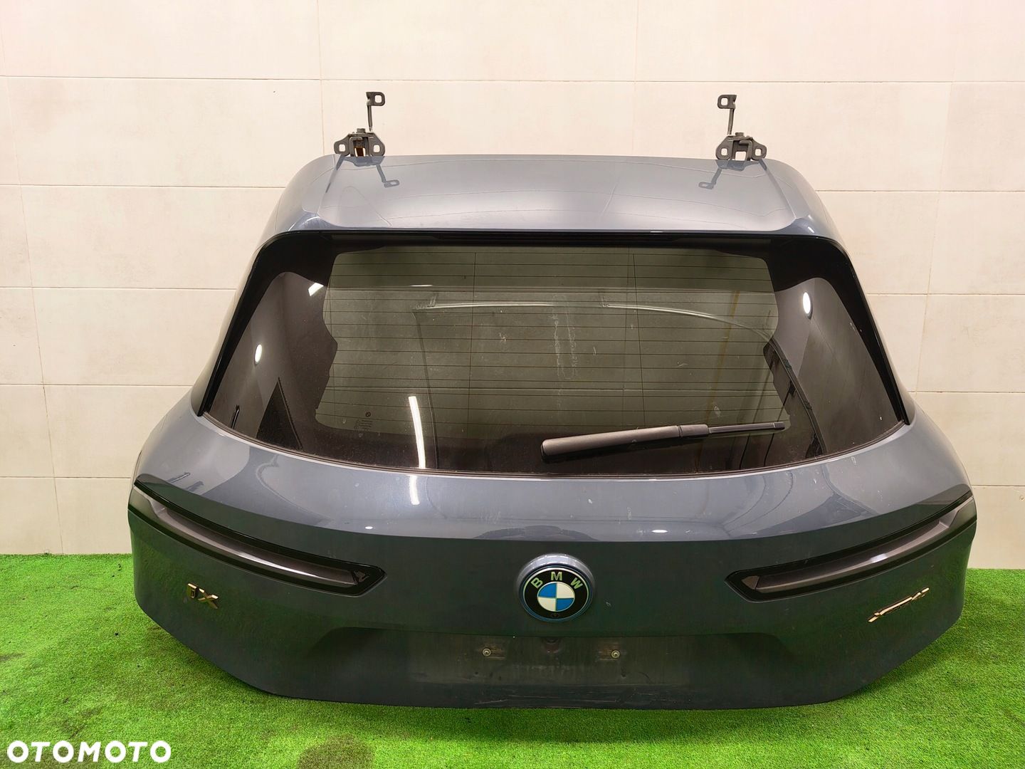 BMW iX i20 KLAPA BAGAŻNIKA LAMPY EU C3N - 1
