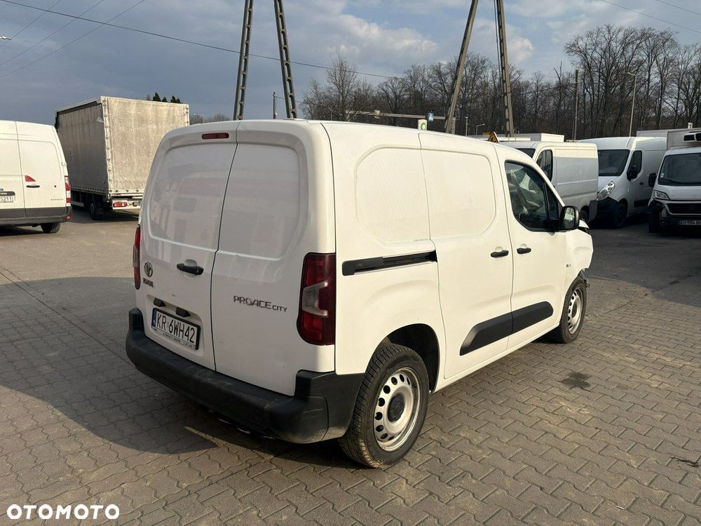 Toyota Proace City - 3