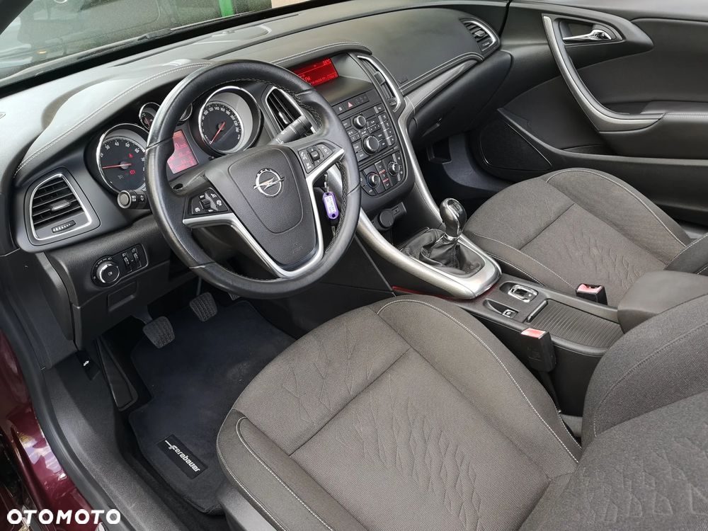 Opel Cascada - 18