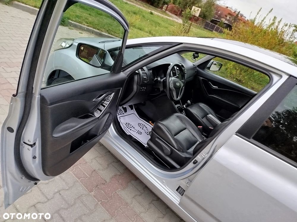 Hyundai ix20 1.4 blue YES Silver - 14