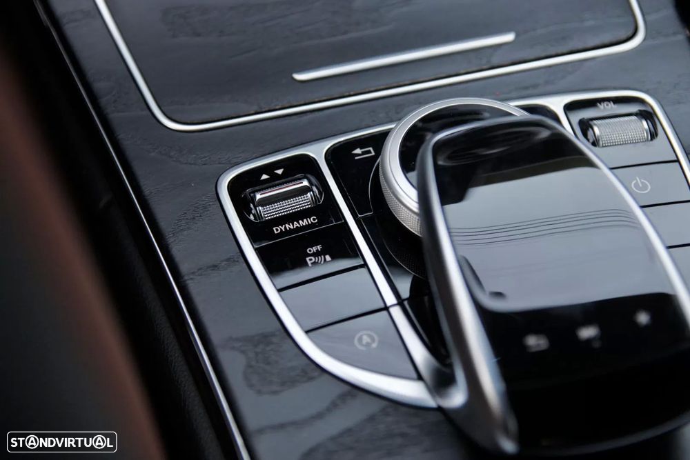 Mercedes-Benz C 220 d Aut. - 31