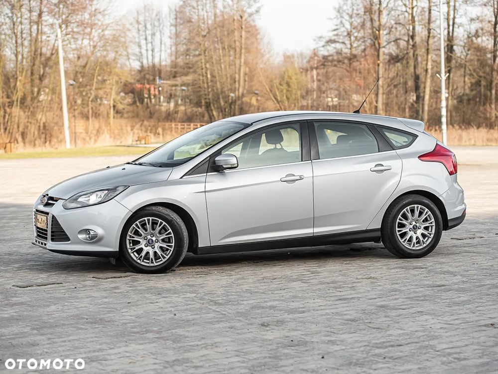 Ford Focus 1.6 TDCi DPF Champions Edition - 8
