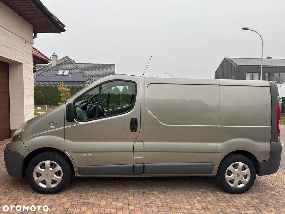 Renault Trafic - 14